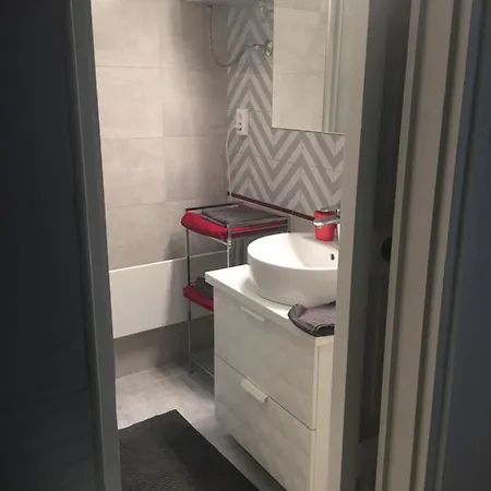 Kalman Apartment